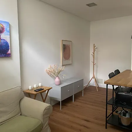 Leonor - Hideaway In The Heart Of リスボン